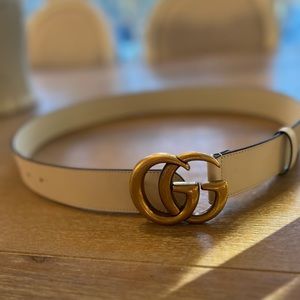 White Gucci GG Marmont Belt